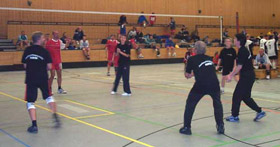 Die Mannschaft der Justizvollzugsschule NRW auf dem Spielfeld Die Mannschaft der Justizvollzugsschule NRW auf dem Spielfeld