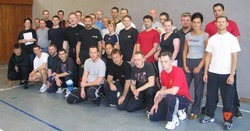 Gruppenfoto - Schüler und Ausbilder Gruppenfoto - Schüler und Ausbilder
