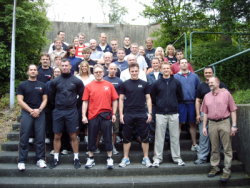 Foto mit allen Teilnehmerinnen und Teilnehmern Foto mit allen Teilnehmerinnen und Teilnehmern