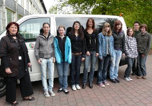 Gruppenfoto mit allen Beteiligten Gruppenfoto mit allen Beteiligten