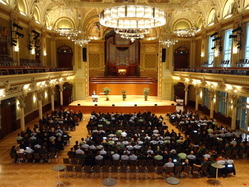 Blick in die historische Stadthalle Blick in die historische Stadthalle