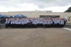 Gruppenfoto aller Anwärterinnen und Anwärter Gruppenfoto aller Anwärterinnen und Anwärter
