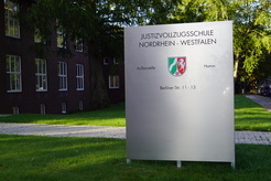 Eingangsschild der Außenstelle Hamm Eingangsschild der Außenstelle Hamm